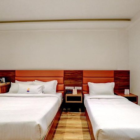 Myspace Triton Suites Bangalore Buitenkant foto