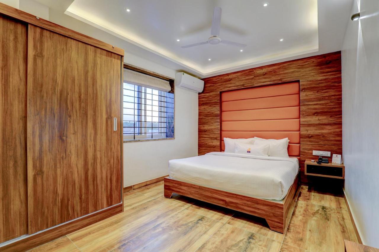 Myspace Triton Suites Bangalore Buitenkant foto