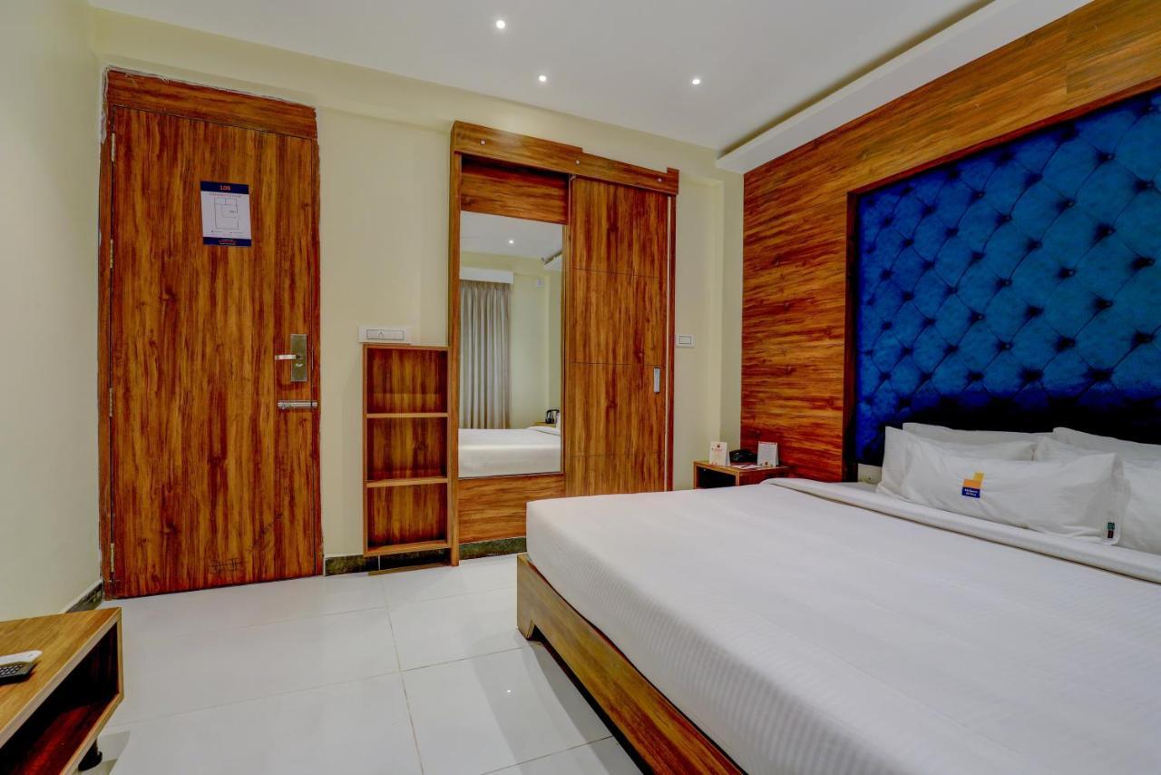 Myspace Triton Suites Bangalore Buitenkant foto