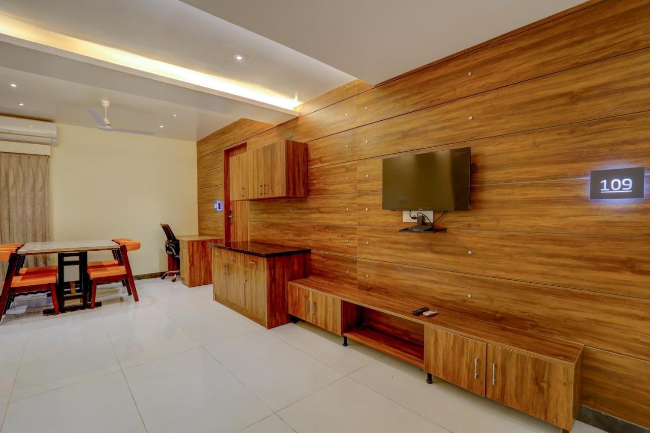 Myspace Triton Suites Bangalore Buitenkant foto