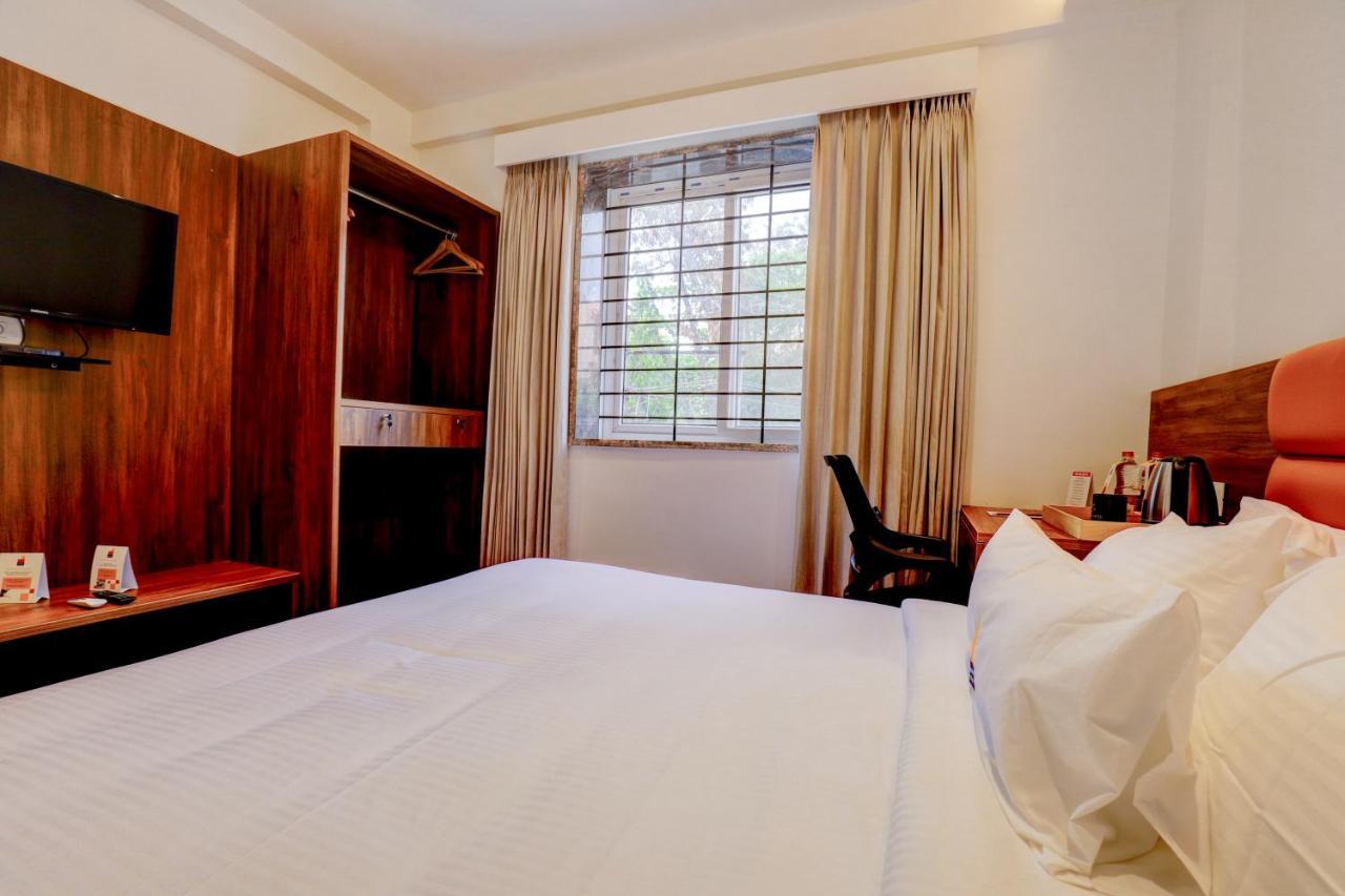 Myspace Triton Suites Bangalore Buitenkant foto