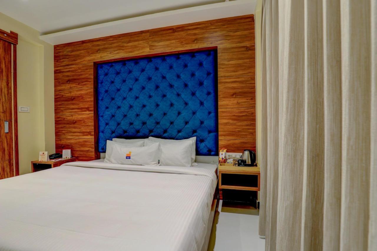 Myspace Triton Suites Bangalore Buitenkant foto