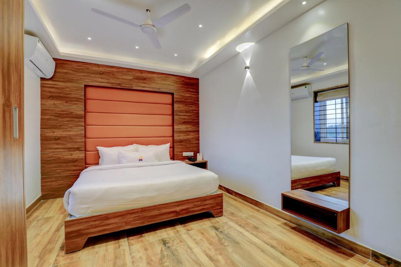 Myspace Triton Suites Bangalore Buitenkant foto